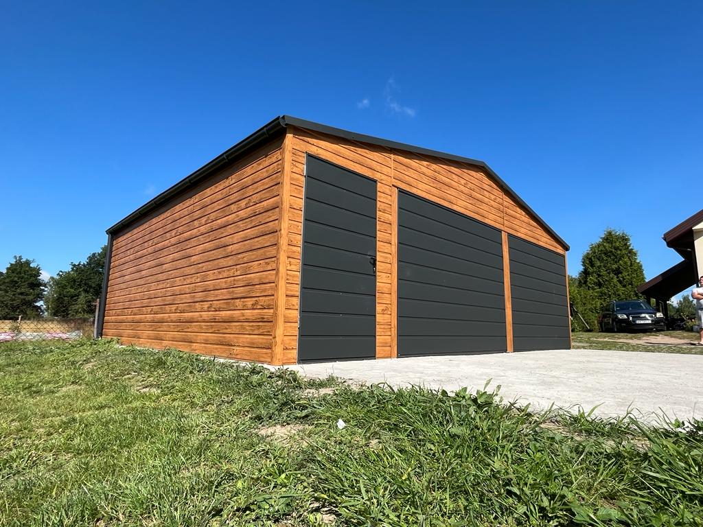 Garaż blaszany 7,5x6